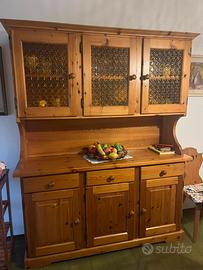 Credenza con vetrina