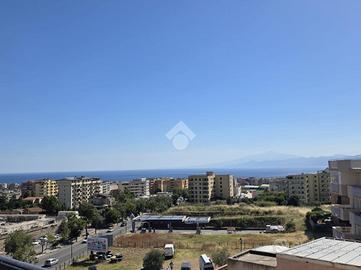 3 LOCALI A REGGIO DI CALABRIA