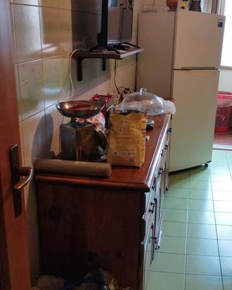 cucina in pino di Svezia 