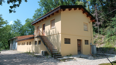 Rustico con terreno ad 1km da piazza Garibaldi,