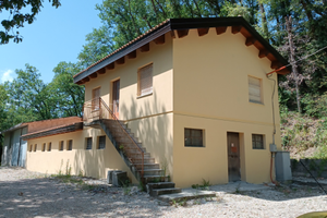 Rustico con terreno ad 1km da piazza Garibaldi,