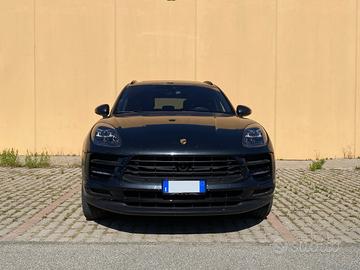 PORSCHE Macan 2.0 "PORSCHE APPROVED"