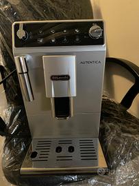 Macchina automatica da caffè in grani De Longhi