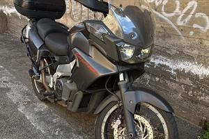 Aprilia caponord etv1000 (quadro spento)