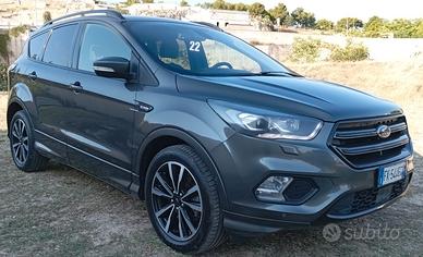 Ford Kuga 2.0 TDCI 150 CV S&S 2WD ST-Line