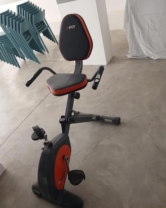 Cyclette eFIT con schienale e computerino digitale