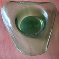 Ciotola centrotavola in vetro verde vintage