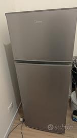 Frigorifero Midea 204L con congelatore