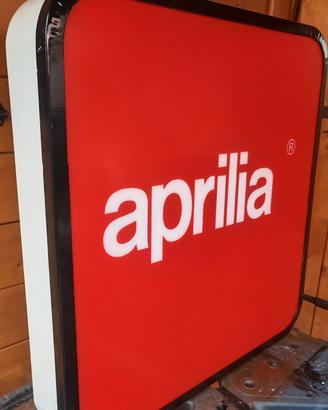 insegna luminosa Aprilia