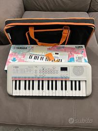 Tastiera per bambini Yamaha Remie PSS-E30+custodia