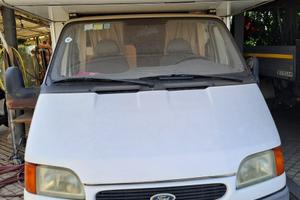 Camper ford