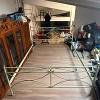 Struttura letto matrimoniale