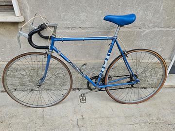 bicicletta da corsa vintage 