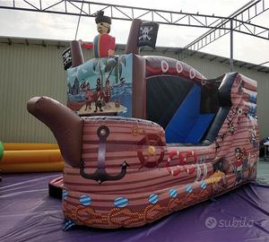 Giochi gonfiabili usati per bambini