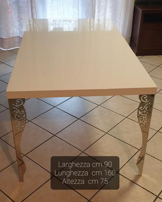 Tavolo laccato bianco