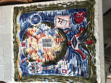 Foulard seta Omega, the international names at you