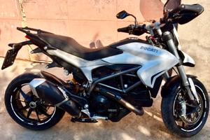 Ducati Hyperstrada 821 - 2013