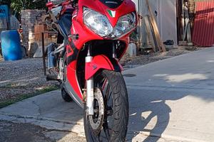 Honda CBR 125 R 2007  4 tempi