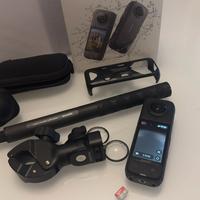 Insta 360 X4 action cam kit moto