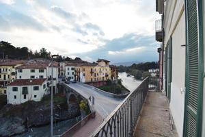 4 LOCALI A IVREA