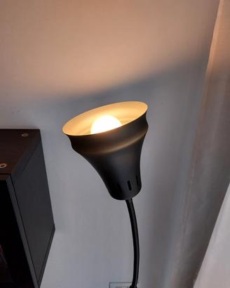 Lampada da terra Ikea nera