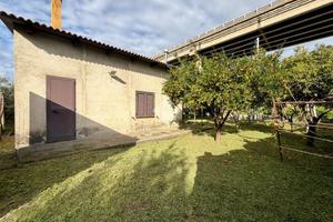 CASA INDIPENDENTE A DIAMANTE