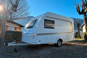 Weinsberg caraone 400lk 5 posti