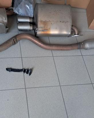 Scarico originale Subaru WRX STI MY18