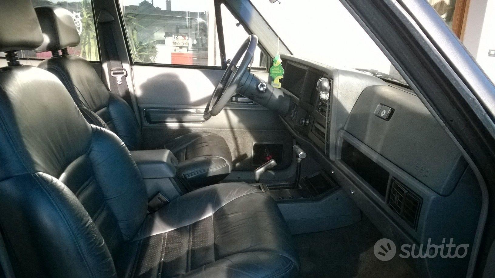 Jeep Cherokee 1990 photo 4