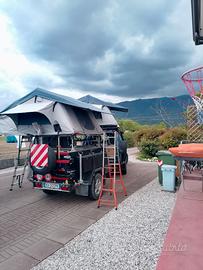 carrello off road con tenda da tetto