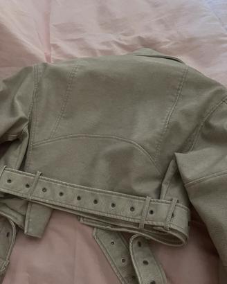 Giacca Zara corta in similpelle xs