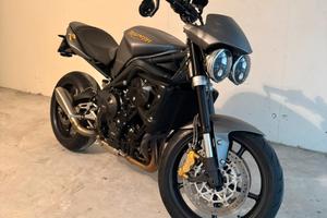 Street Triple 675R
