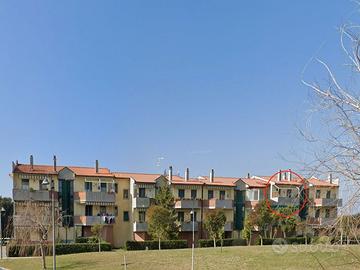 Rif. V853 Rosignano Solvay, luminoso, due balconi