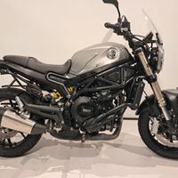 Benelli Leoncino 800