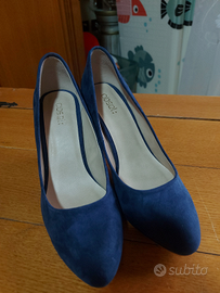 Scarpe scamosciate blu