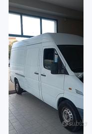 Mercedes sprintr 311cdi con gancio traino