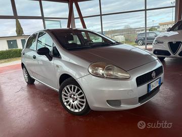 Fiat Punto Evo 1.2 Benzina - Neopatentati