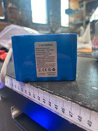 Batteria al litio 14.8 V 162.8 Ah