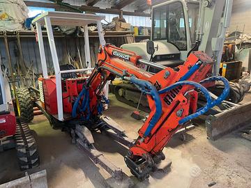 Escavatore ragno euromach super jolly 1300