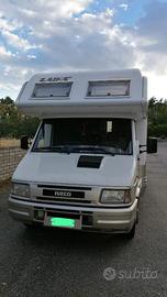 Laika ecovip 2.i Iveco Daily 2.8 TD gemellato-1998