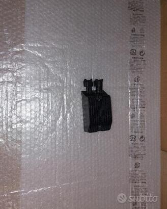 regolatore di tensione harley davidson 883 iron