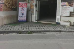 Negozio libero il a Pagani