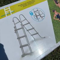 Scaletta per piscina fuori terra NUOVA DA MONTARE
