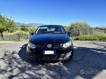 Volkswagen polo  2012