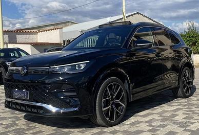 Volkswagen Tiguan R-Line 1.5 TSI E-Hybrid 204...