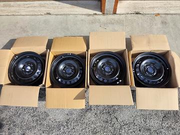 Cerchi In Ferro e Borchie Volkswagen Golf 7