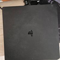 ps4 slim + 3 controller