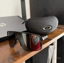 Occhiali Oakley sutro lite