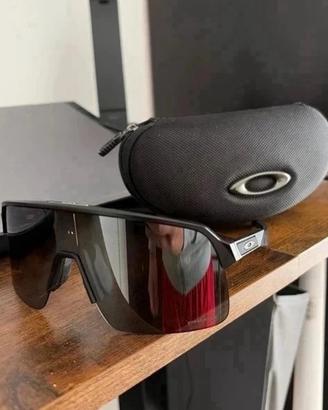 Occhiali Oakley sutro lite
