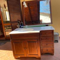 Mobile bagno con specchiera
